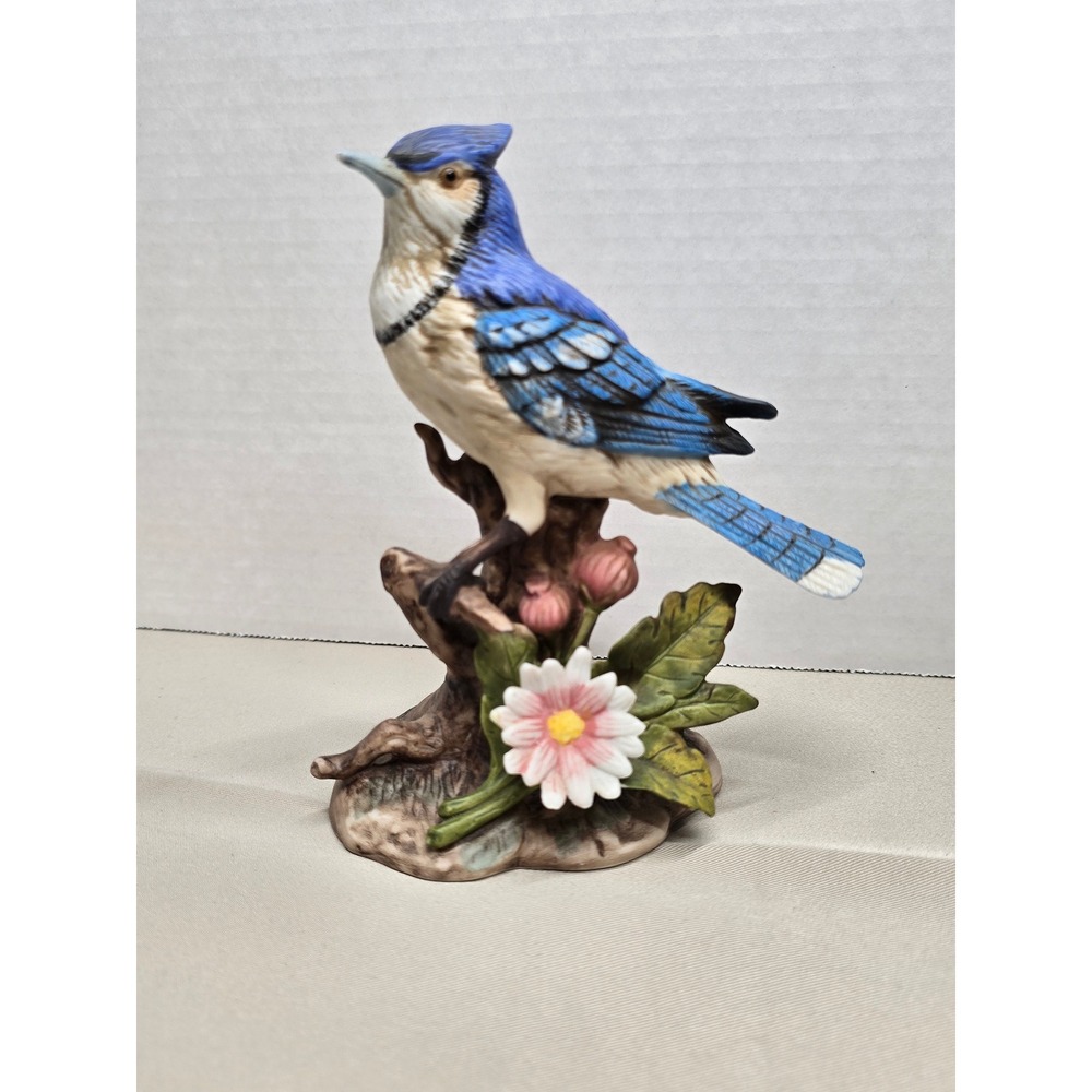 Blue Jay HOMCO Ceramic Bisque Figurine Thailand